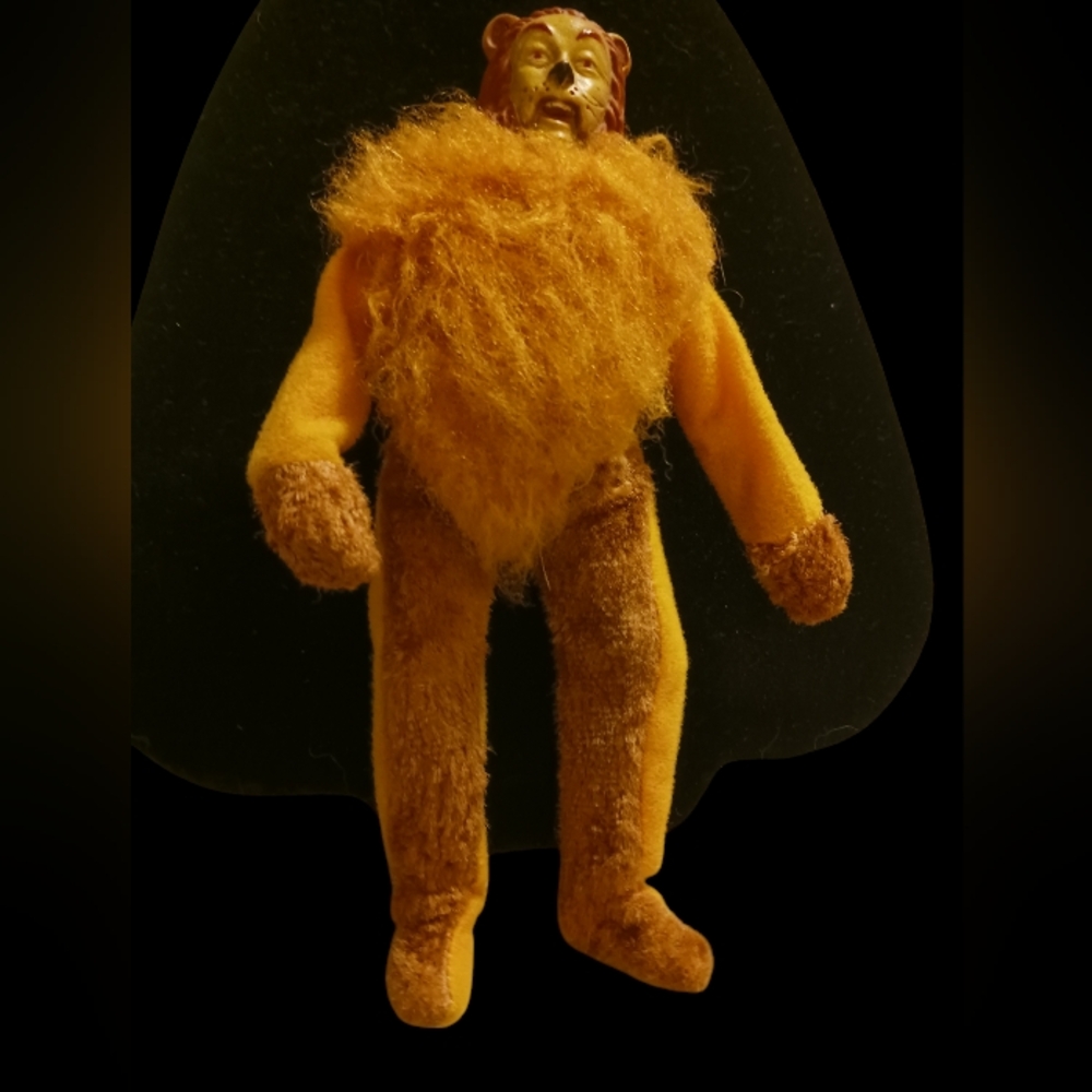 Adorable  1973 Cowardly Lion Fully Jointed Doll.